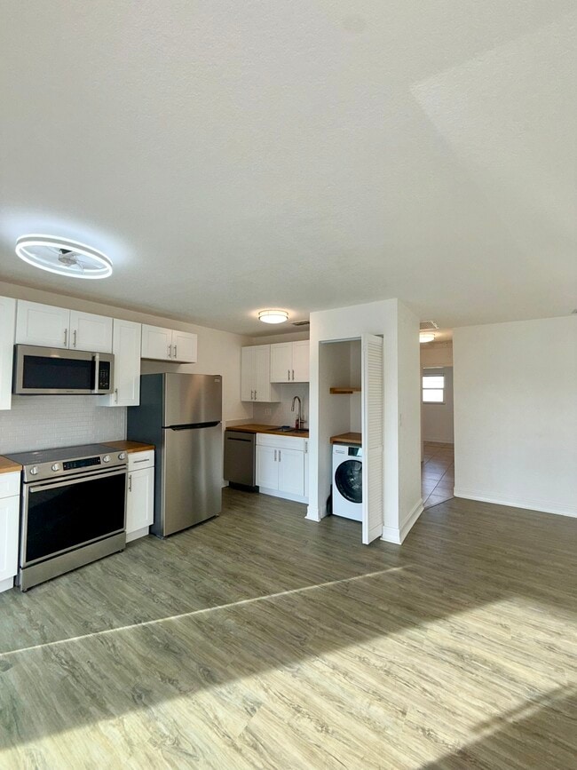 Building Photo - 436 Auburn Dr