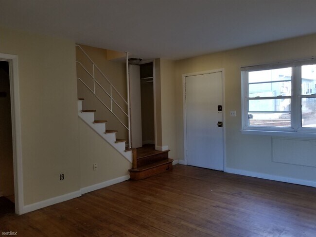 Foto del edificio - 2 br, 1 bath  - 265 Blake St 26