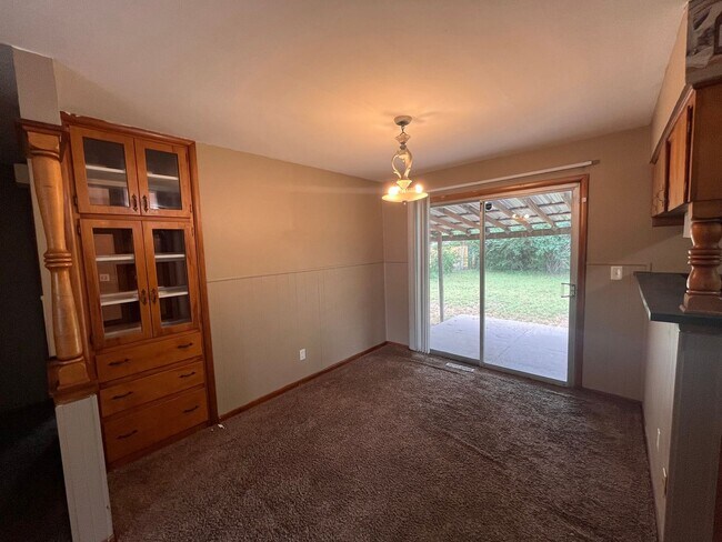 Foto del edificio - Beautiful 3 bedroom home