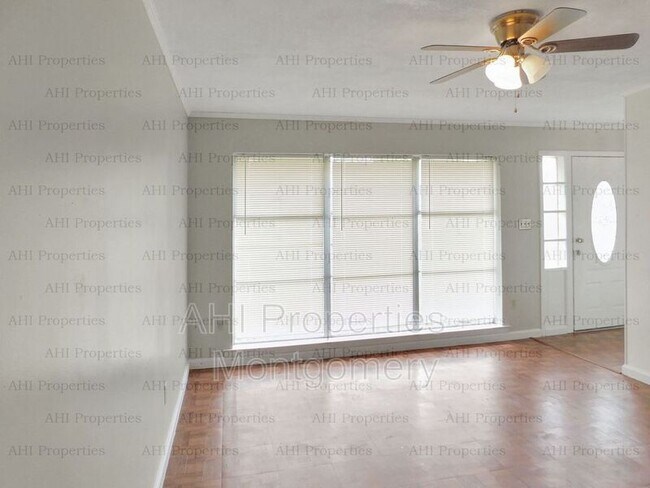 Foto del edificio - 1311 Marlowe Dr
