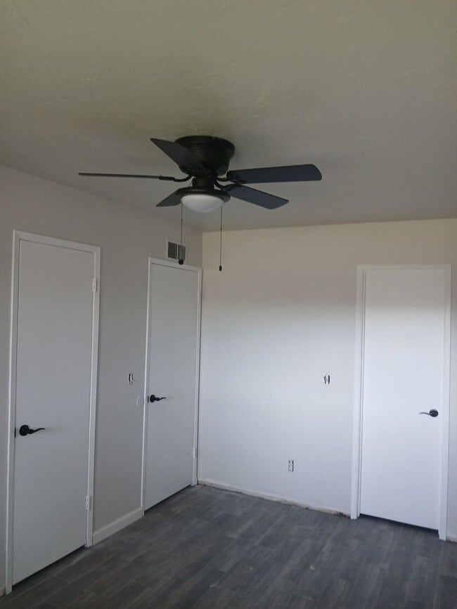 Foto del edificio - 2 Bed 1 bath