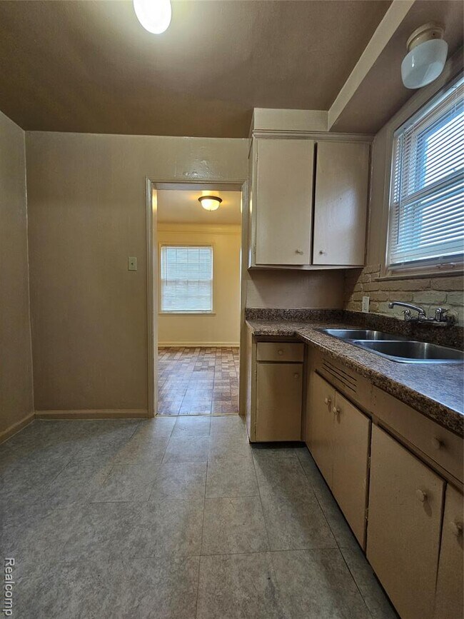 Foto del edificio - 11764 Beaconsfield St