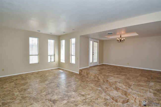 Foto del edificio - 1413 E Torrey Pines Cir