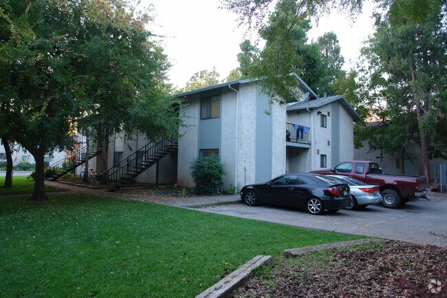 Foto del edificio - 1340 W 4th St