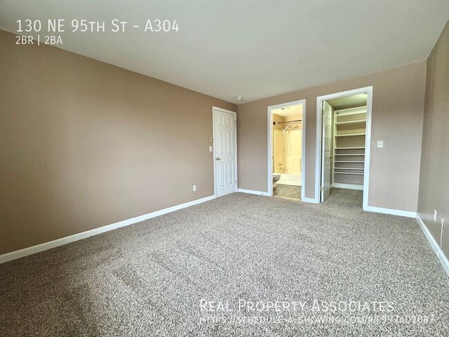 Foto del edificio - 2 BR/2 Bath Condo Maple Leaf Neighborhood-...