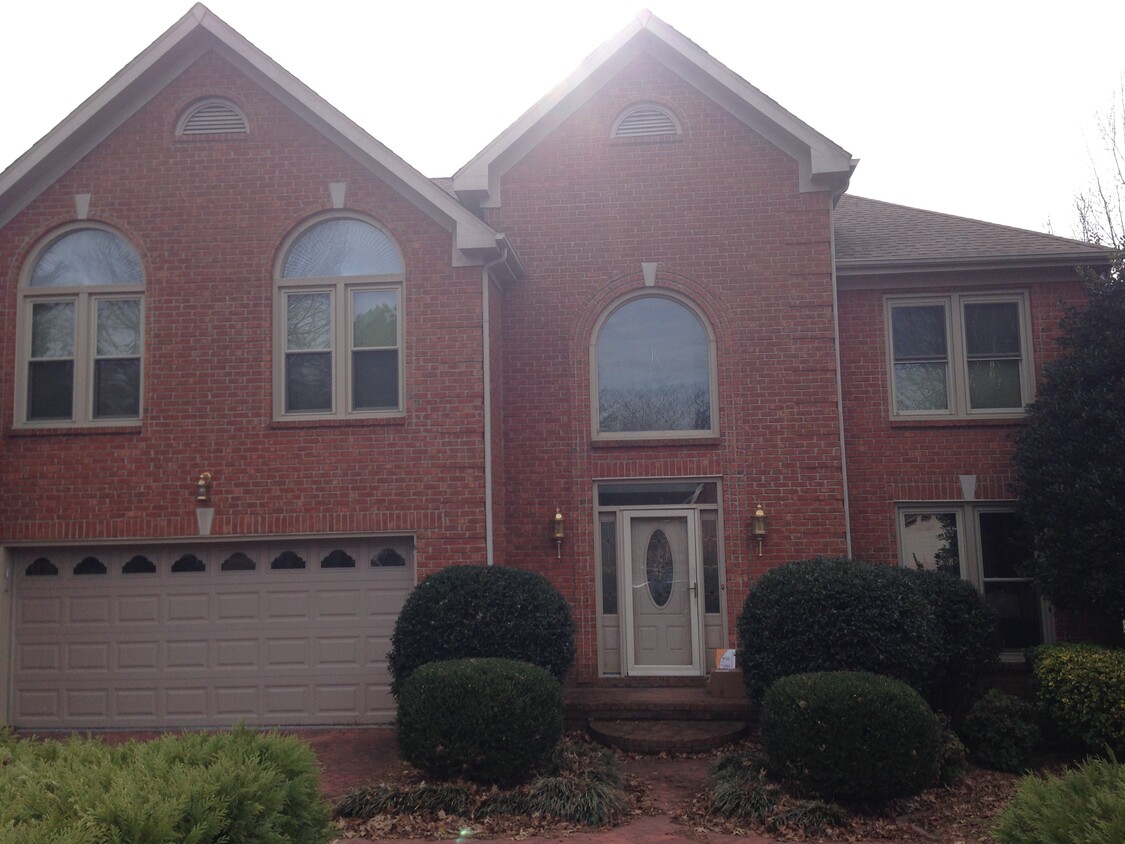 Front view - 3121 Harborwood Dr