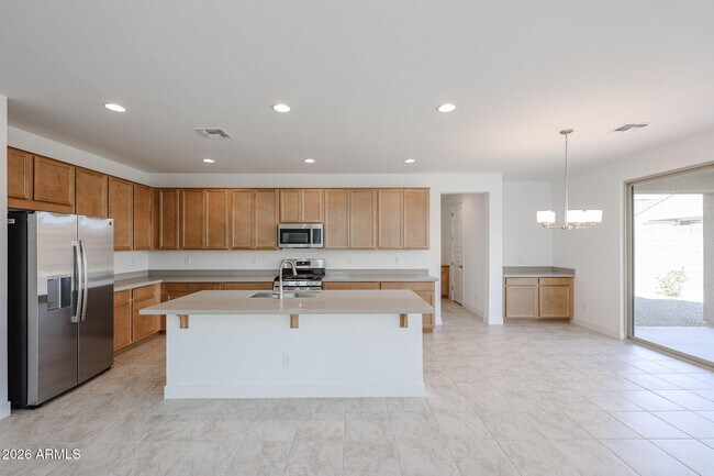 Foto del edificio - 14812 W Smoketree Dr