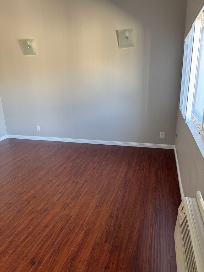 Sala de estar - 6502 Vineland Apartments