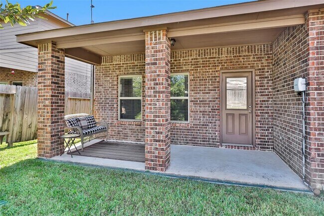Building Photo - 8458 Coral Cove Pass Ln