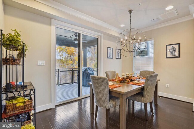 Foto del edificio - 4944 Trail Vista Ln