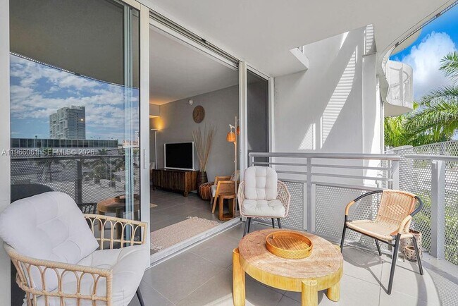 Foto del edificio - 2155 Washington Ct