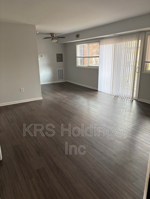 Foto del edificio - 800 Brook Hill Rd