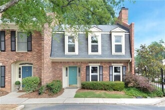 Building Photo - 1 Pendleton Pl NE