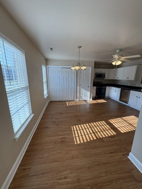 Building Photo - 4009 Lucerne Ct