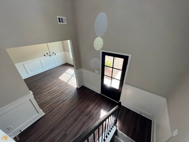 Foto del edificio - 115 Hawthorn Ln