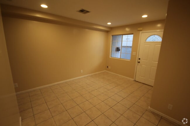 Building Photo - 12429 Benedict Ave