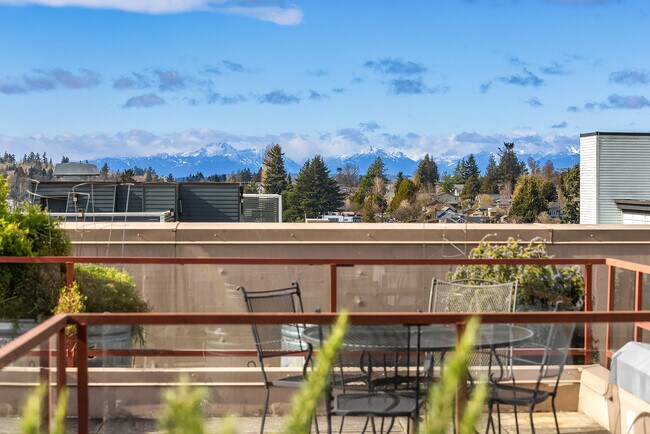 Vista desde el tejado. - 5650 24th Ave NW