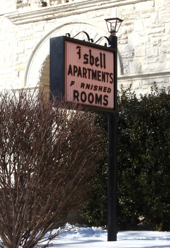 Building Photo - Isbell Apartments