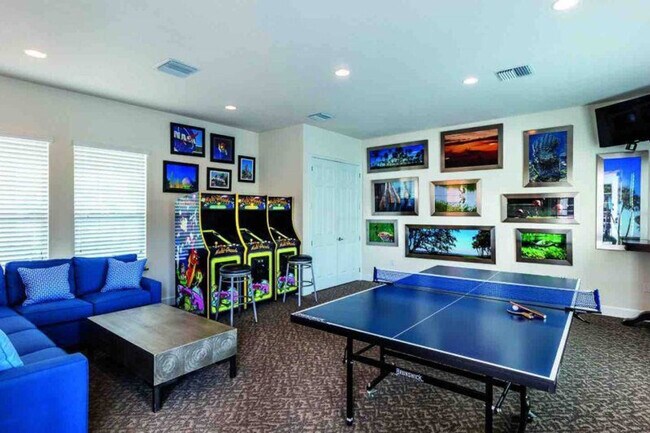 Building Photo - 1520 Retreat Cir