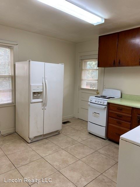 Foto del edificio - 2 br, 1 bath House - 1025 W. Alden Ave.*