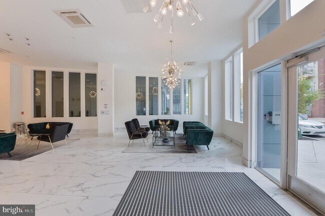 Building Photo - 1214 N American St