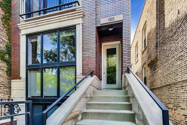 Foto del edificio - 1022 N Wood St