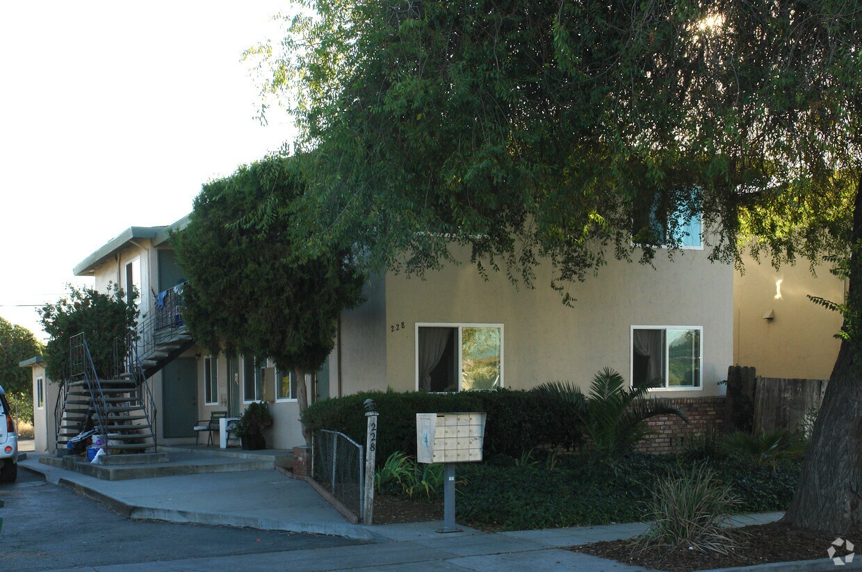 Primary Photo - 228 Pamela Ave