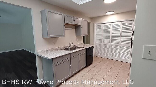 Building Photo - 2 br, 1.5 bath House - 5418 Mary Lane