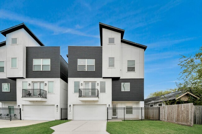 Foto del edificio - 2920 Nance St