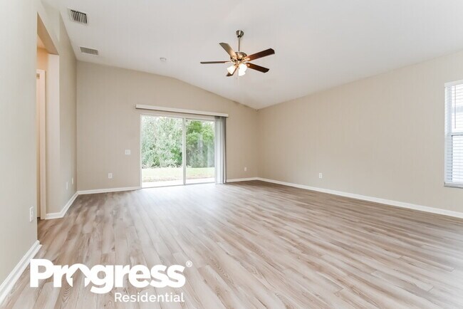 Foto del edificio - 12802 Early Run Ln