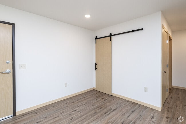 2BR, 1BA - 1,080SF - Dining Room - West Lake Meadows