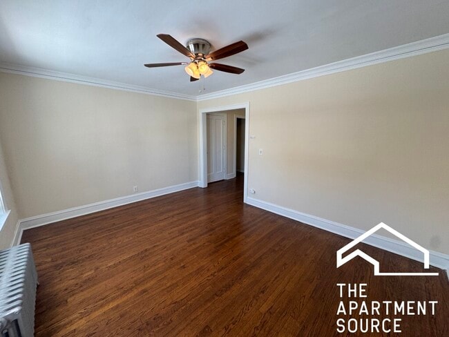 Foto del edificio - 2510 N Leclaire Ave