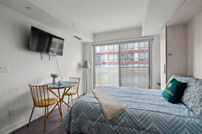 Photo du bâtiment - 535 Yonge St