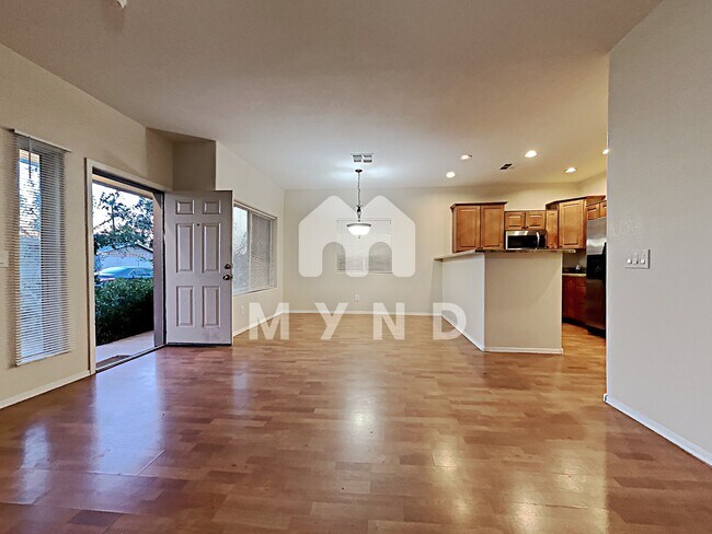 Foto del edificio - 1263 S Lola Ln
