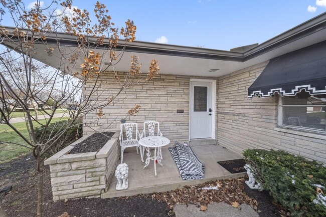 Foto del edificio - 1585 Peace Pl