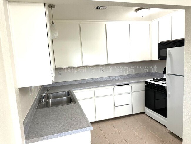 Foto del edificio - 2231 Morell St