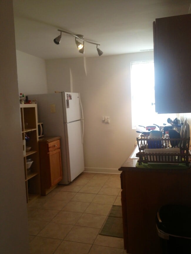 Foto del edificio - 3233 W Pierce Ave