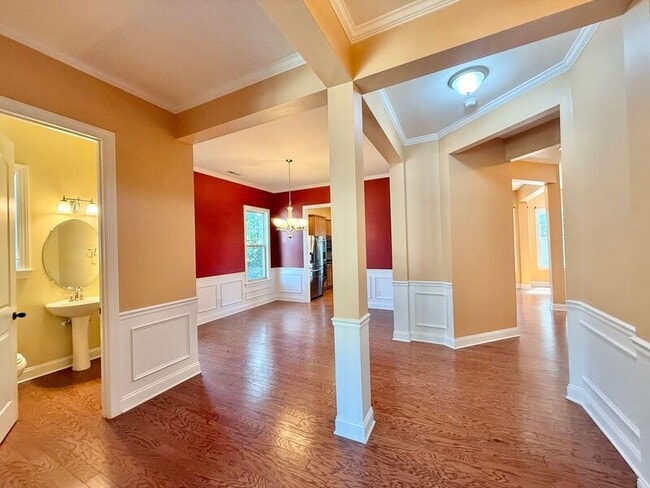 Building Photo - 1140 Litchborough Way