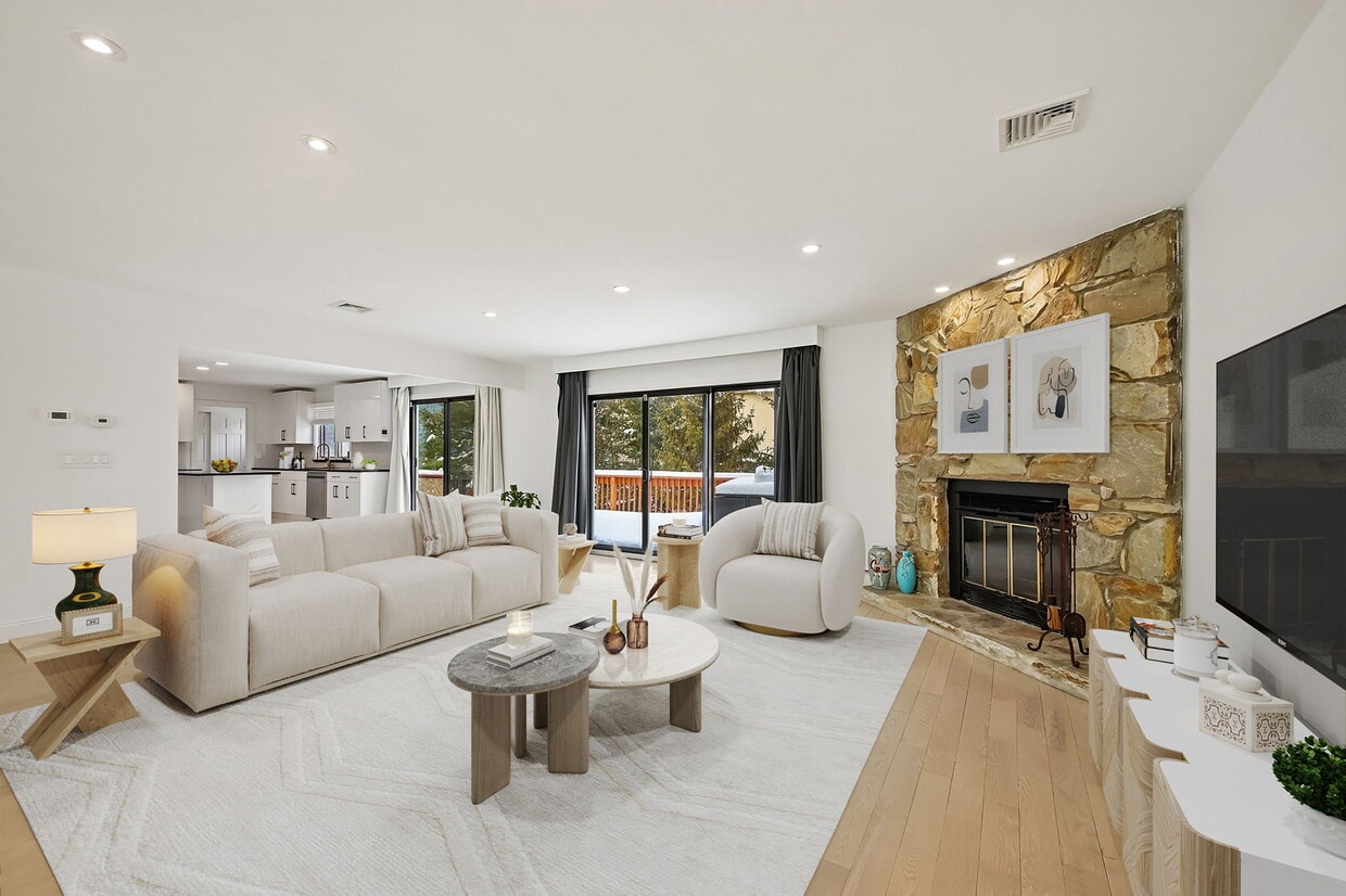 Photo - 11 Hudson Terrace (Englewood Cliffs, NJ)