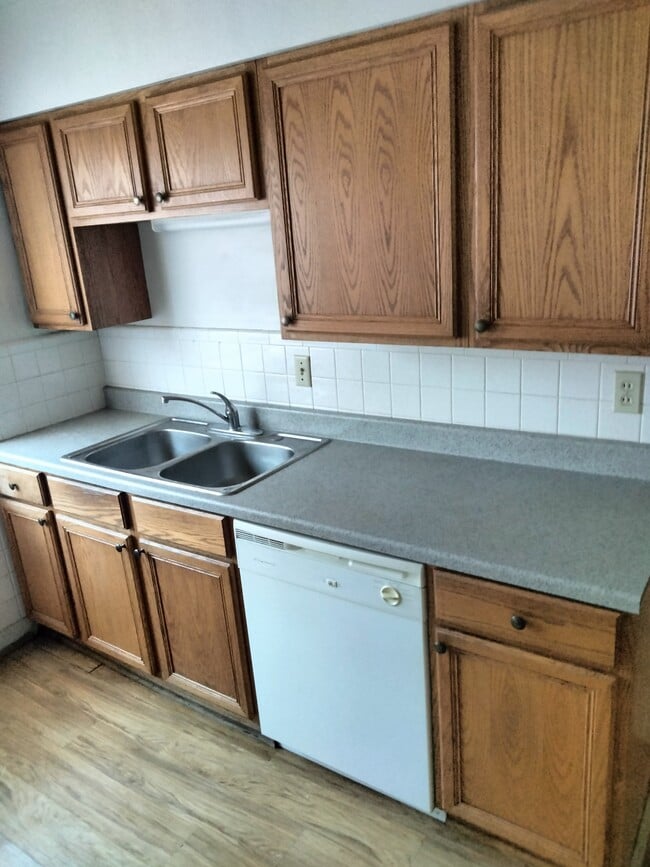 Building Photo - 2512 Flanigan Ct