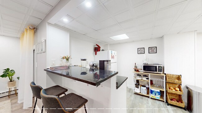 Foto del edificio - 16 Glenville Ave