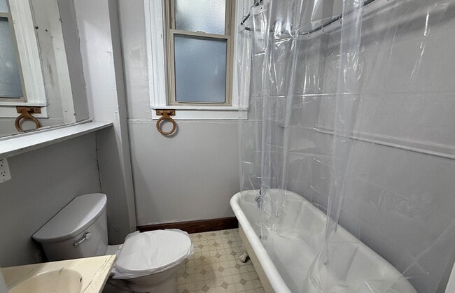 Building Photo - 3212 Bishop St