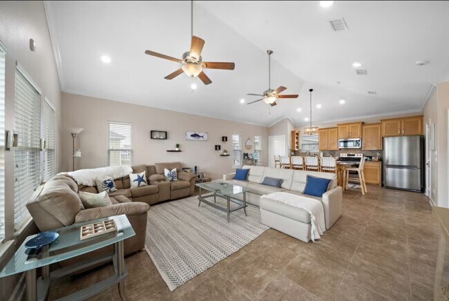 Foto del edificio - 2423 Sand Drift Ln