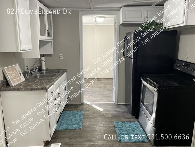 Foto del edificio - 827 Cumberland Dr