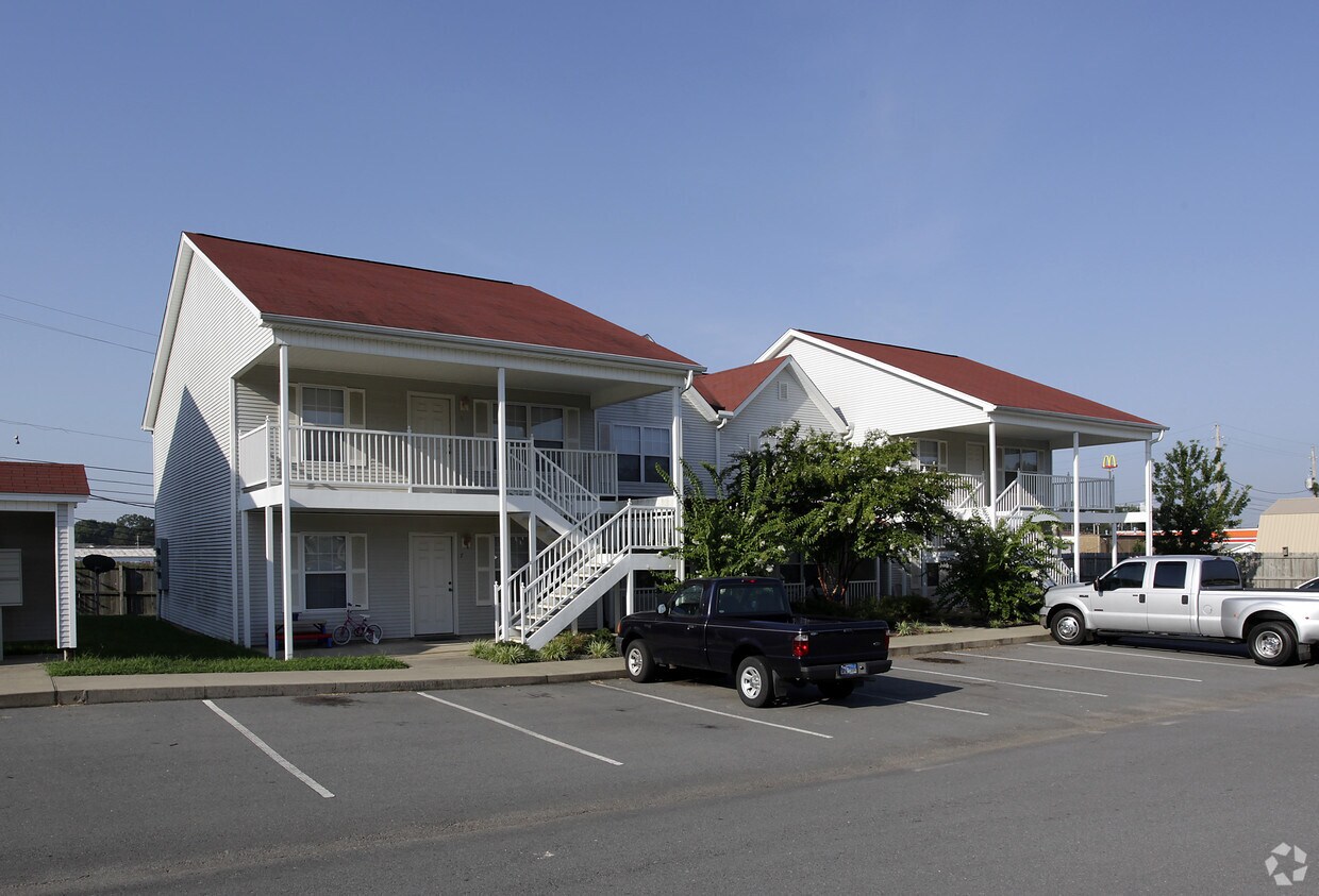 34 Oak Grove Cir, Cabot, AR 72023 Apartments in Cabot, AR