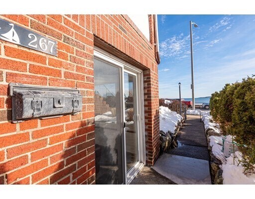 Building Photo - 267 Lynn Shore Dr