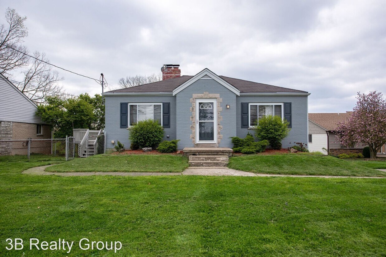 7987 Bridgetown Rd, Cleves, OH 45002 House Rental in Cleves, OH