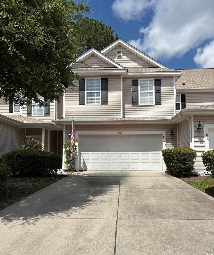 Foto principal - 1012 Fairway Ln