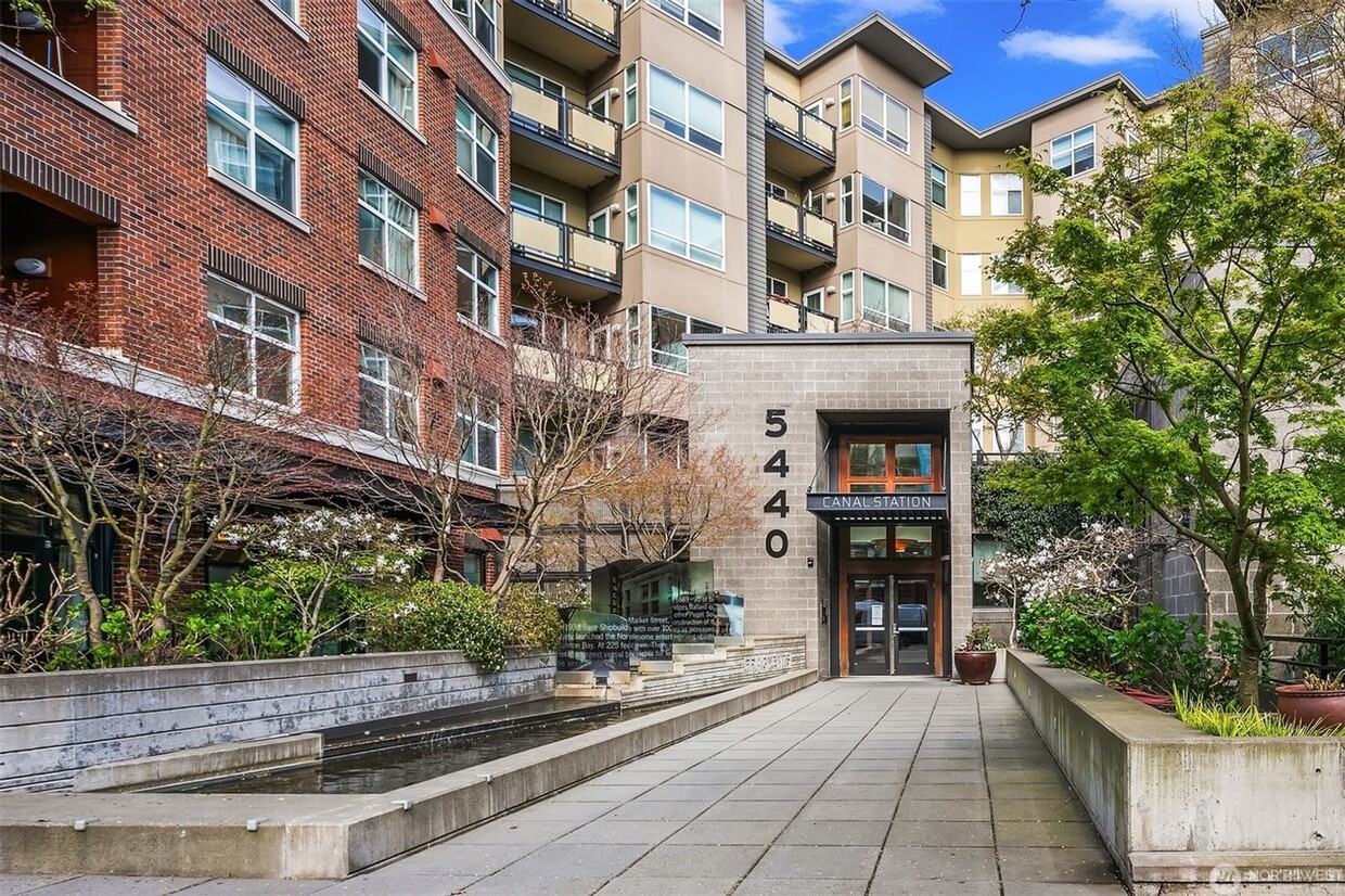 Foto principal - 1Bd/1Ba Seattle Condo