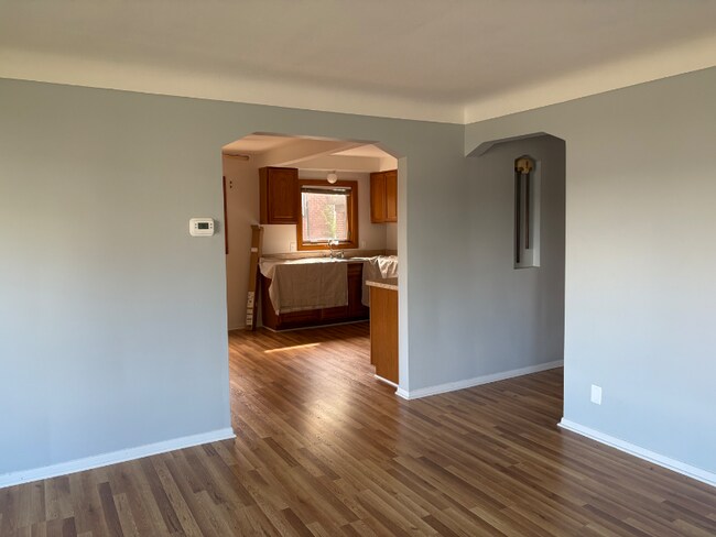 Foto del edificio - 5231 Daleside Dr